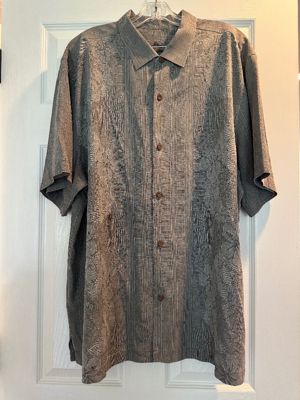 Tommy Bahama Casual Short Sleeve Button Down Shirt